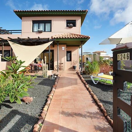 Amadeus Villa La Oliva Eksteriør billede