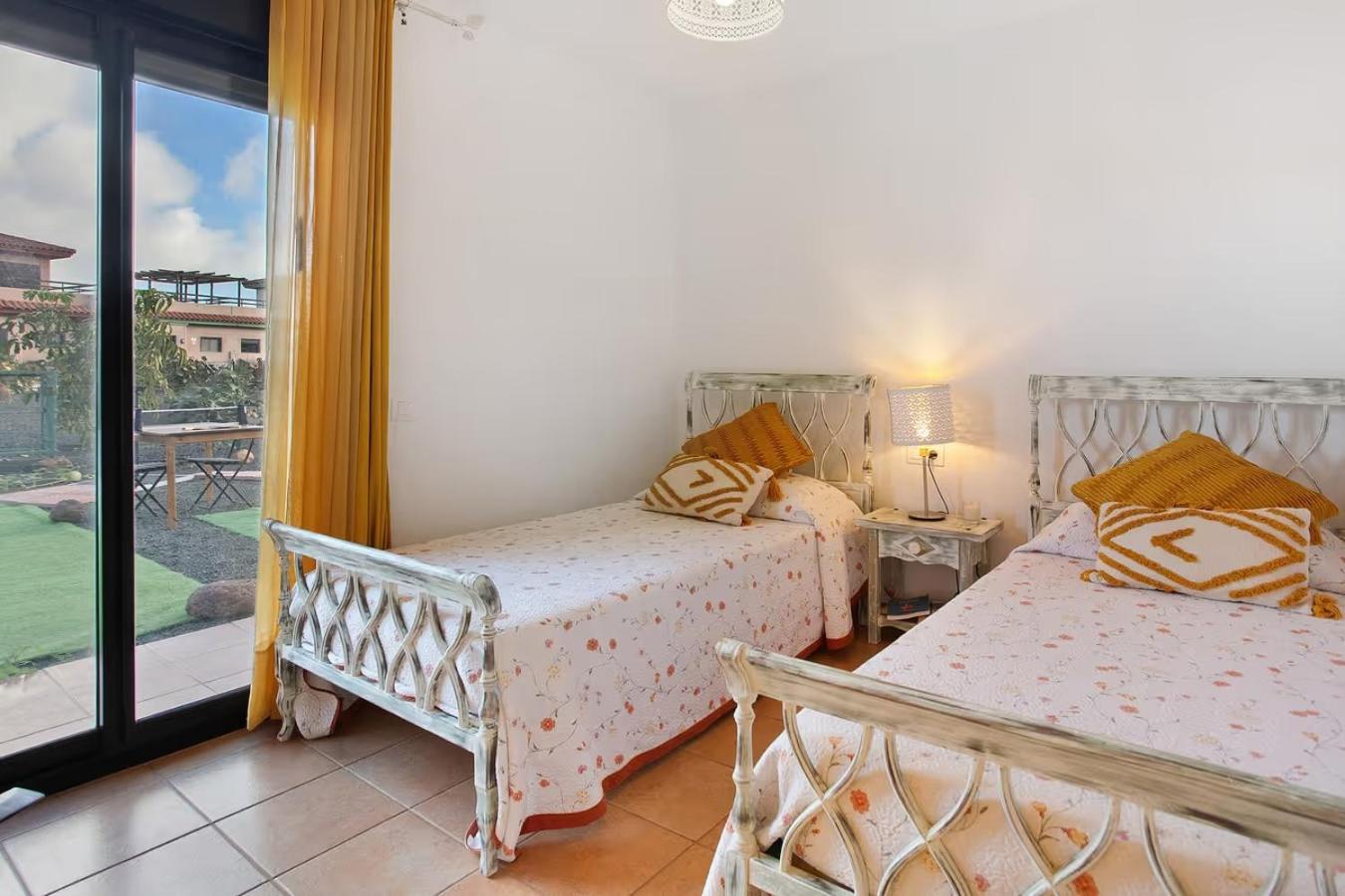 Amadeus Villa La Oliva Eksteriør billede